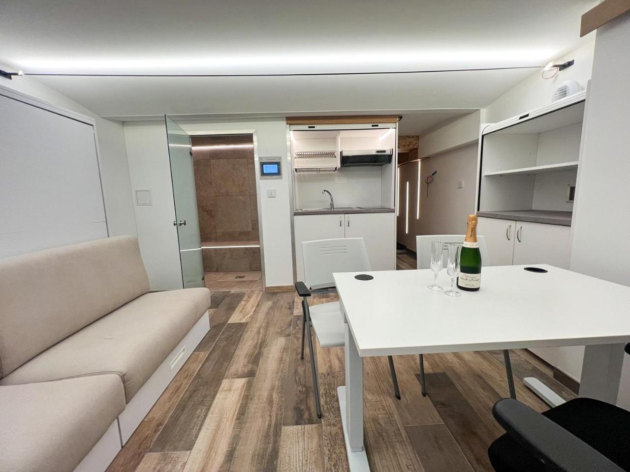 Le Switch Souplex Avec Hammam Privatif Apartman Lille Kültér fotó